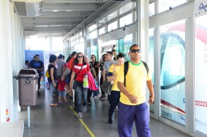 Em julho, 103.478 passageiros utilizaram linha do aeromóvel que integra sistema metroviário da Trensurb ao Terminal 1 do Salgado Filho. Foto: Lucas Quadros/Trensurb