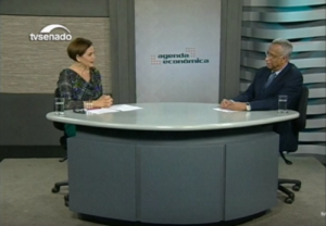 Joubert Flores foi entrevistado pela jornalista Antônia Márcia Vale, apresentadora do programa Agenda Econômica, da TV Senado