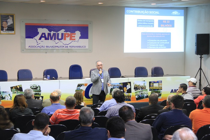 Leia mais sobre o artigo ANPTrilhos participa de Seminário de Mobilidade no Recife