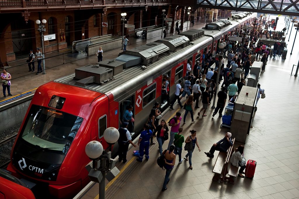 Leia mais sobre o artigo Passageiros recuperam R$ 30 mil perdidos nos trens e estações da CPTM
