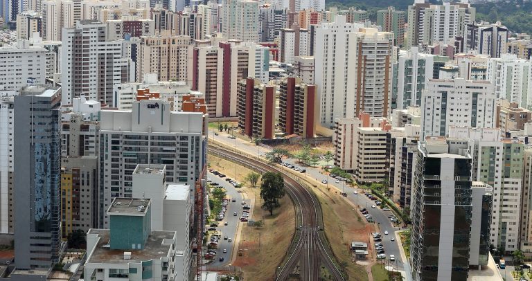 Leia mais sobre o artigo O impacto da mobilidade urbana nas características imobiliárias