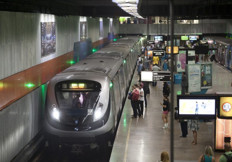 CPTM encerra transferência em Francisco Morato para passageiros