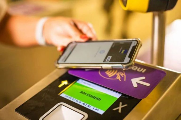 Leia mais sobre o artigo MetrôRio inicia pagamento de bilhete por tecnologia de aproximação