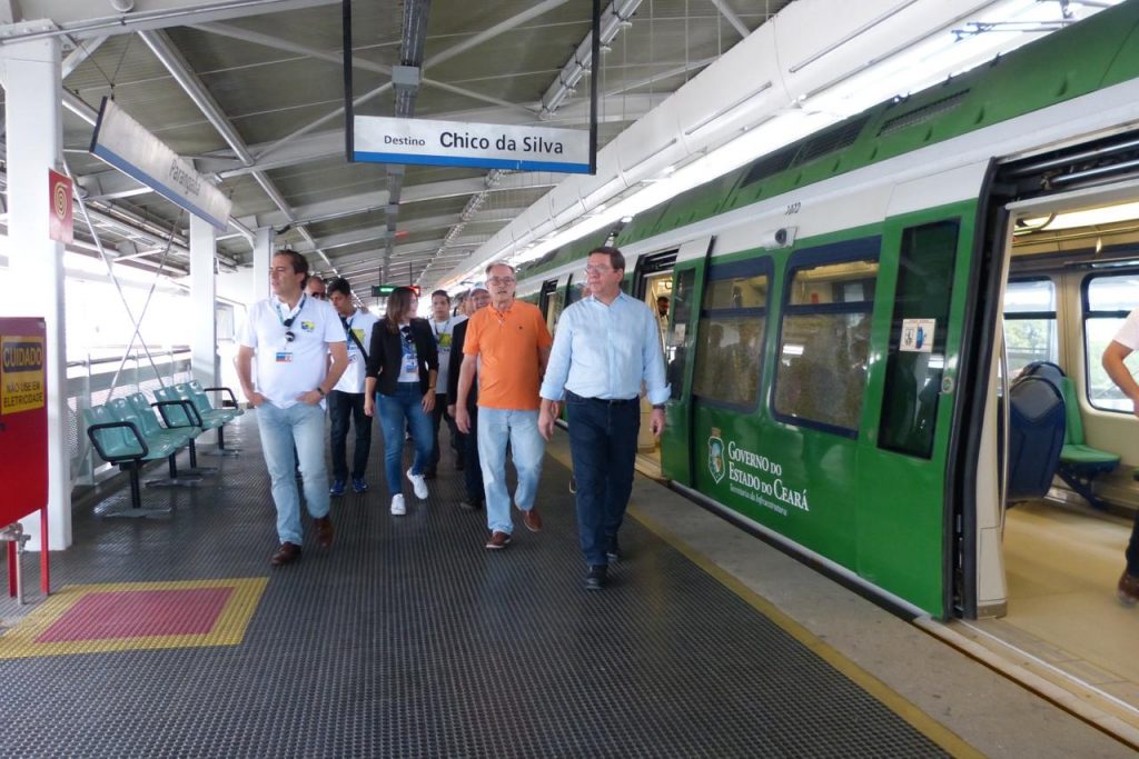 Leia mais sobre o artigo Metrô e VLT de Fortaleza recebem visita de Presidente da Caixa