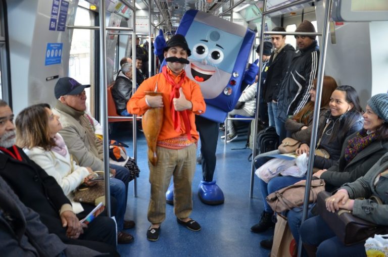 Leia mais sobre o artigo Usuários do Metrô aprovam campanha etiqueta urbana Trensurb