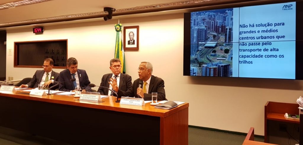 Read more about the article House of Representatives holds public hearing on urban mobility