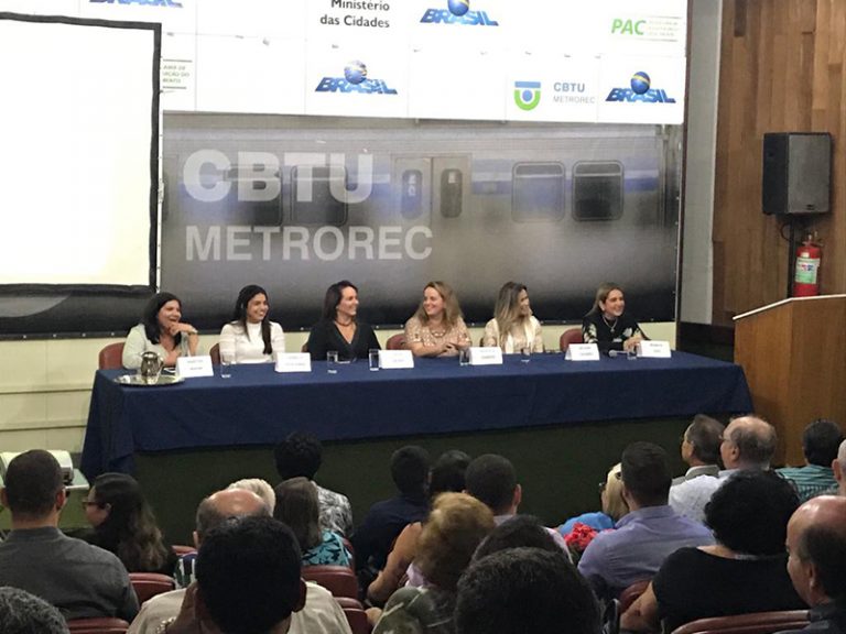Leia mais sobre o artigo Nova Superintendente toma posse na CBTU Recife