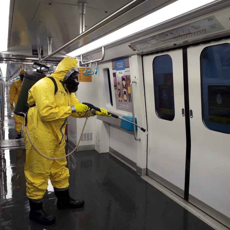 Leia mais sobre o artigo Estações e trens do MetrôRio recebem serviço especial de sanitização