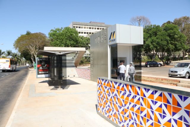 Leia mais sobre o artigo Brasília Metro and Fortaleza Light Rail inaugurate stations
