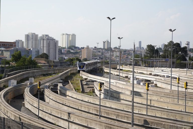 Read more about the article São Paulo Metro starts work on maneuvering area for monorail trains on Line 15