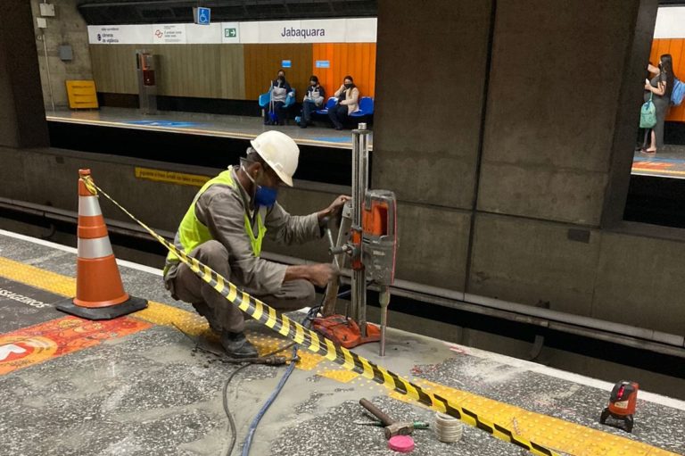 Leia mais sobre o artigo Metrô de São Paulo inicia obras civis para instalação de portas de plataforma na estação Jabaquara