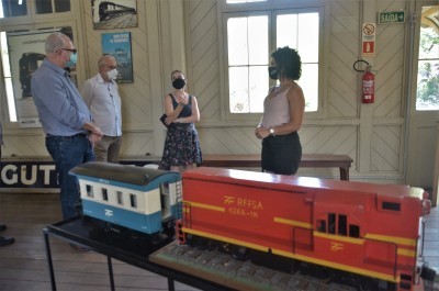 Leia mais sobre o artigo Diretor-Presidente da Trensurb visita o Museu do Trem em São Leopoldo