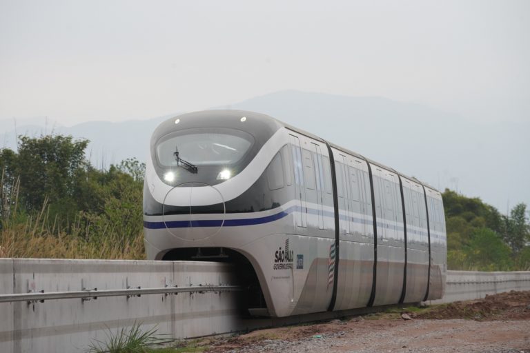 Leia mais sobre o artigo Governo de SP apresenta o primeiro trem da Linha 17-Ouro