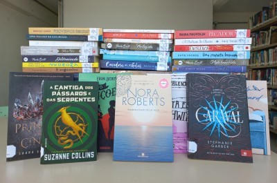 Leia mais sobre o artigo Espaço Multicultural Livros sobre Trilhos recebe doação de 96 livros