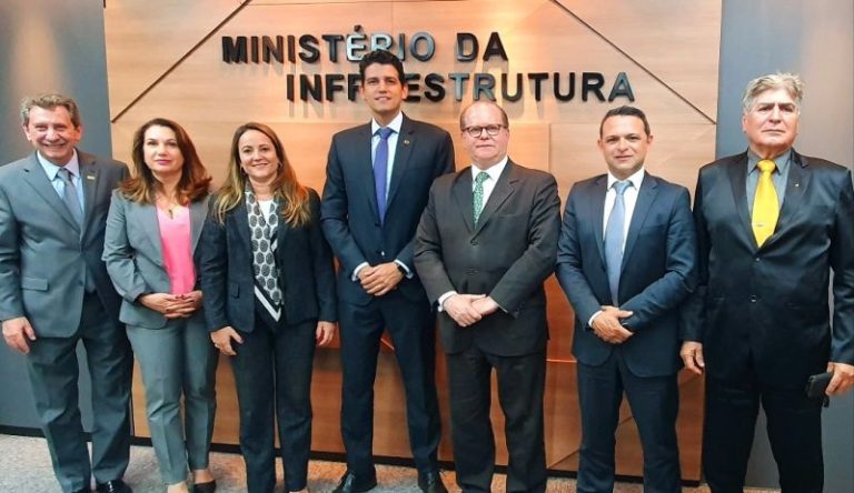 Leia mais sobre o artigo Minister of Infrastructure welcomes Brazilian sector entities