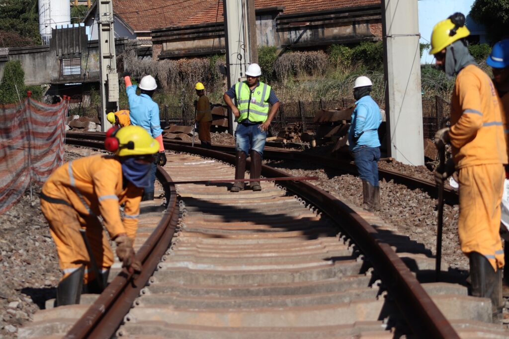 Leia mais sobre o artigo Metrô BH antecipa e finaliza revitalização de trecho da via permanente