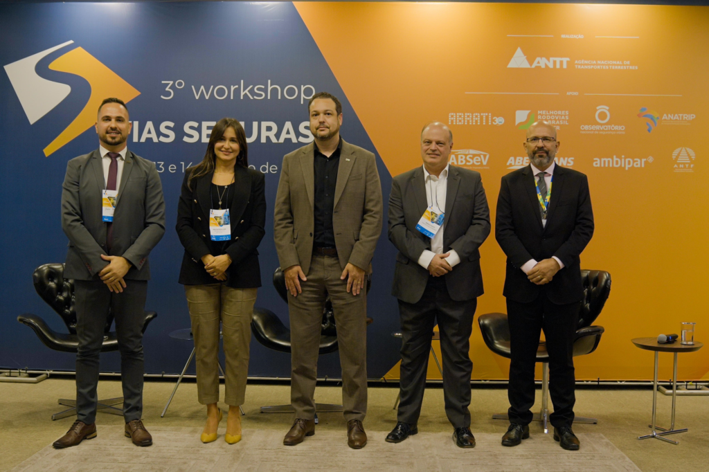 Leia mais sobre o artigo Workshop Vias Seguras: ANPTrilhos discute desafios na integração entre transporte de passageiros e cargas