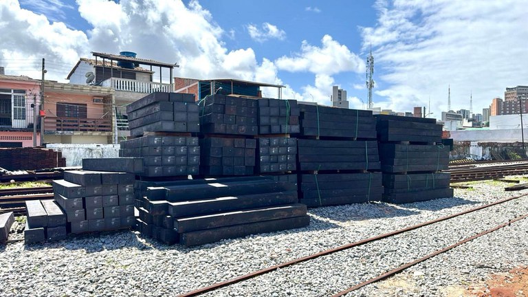 Leia mais sobre o artigo CBTU investe R$ 3 milhões em dormentes sustentáveis para Maceió e Natal