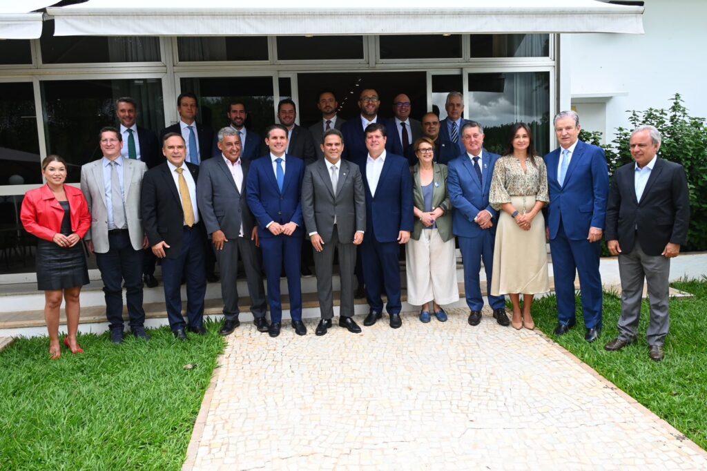 Leia mais sobre o artigo Novo Marco do Transporte Público ganha impulso no Congresso com apoio da ANPTrilhos