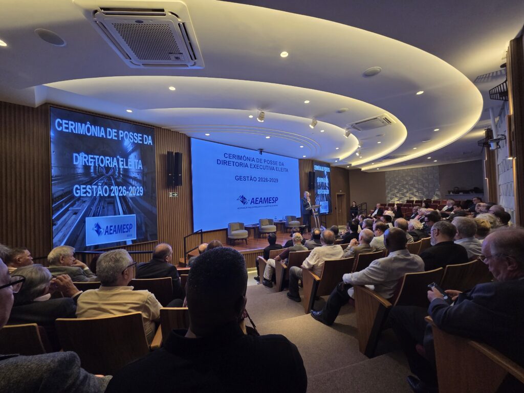 Leia mais sobre o artigo ANPTrilhos marca presença na posse da AEAMESP e contribui para a integração técnica no setor metroferroviário