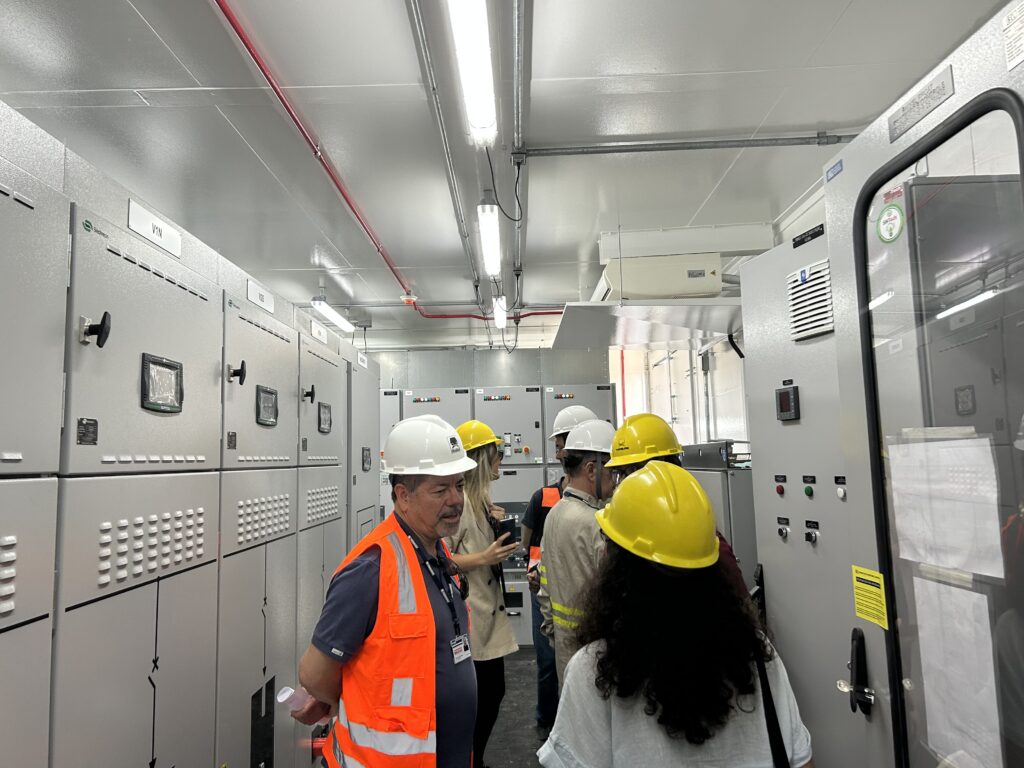 Leia mais sobre o artigo Trensurb recebe novos eletrocentros e avança na modernização do sistema de energia