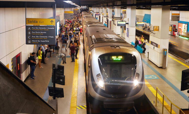 Leia mais sobre o artigo ‘Metrô precisa ser investimento de estado e custar o mesmo que ônibus’, diz presidente do MetrôRio