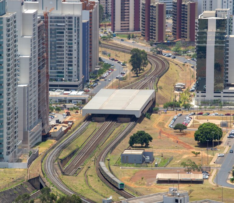 Leia mais sobre o artigo Carteira de R$ 430 bilhões coloca o transporte público no centro do futuro da mobilidade brasileira